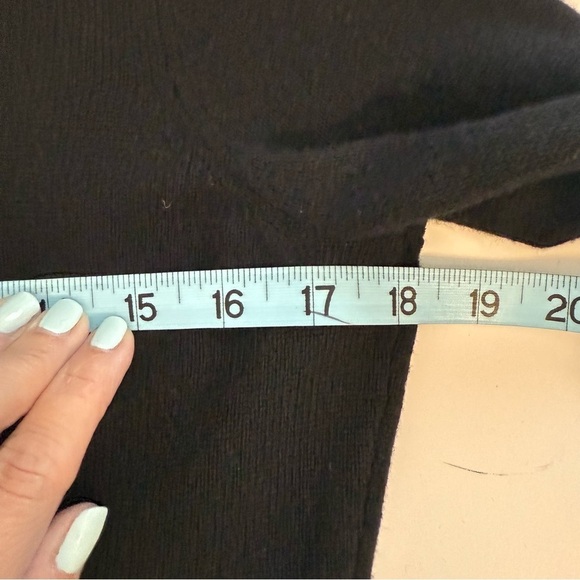 Peck & Peck Black 2 Ply Cashmere Super Soft Long Sleeve Crewneck Sweater Small - Picture 9 of 9
